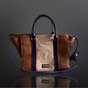 BCBMAXAZRIA Satchel handbag tan with blue and red